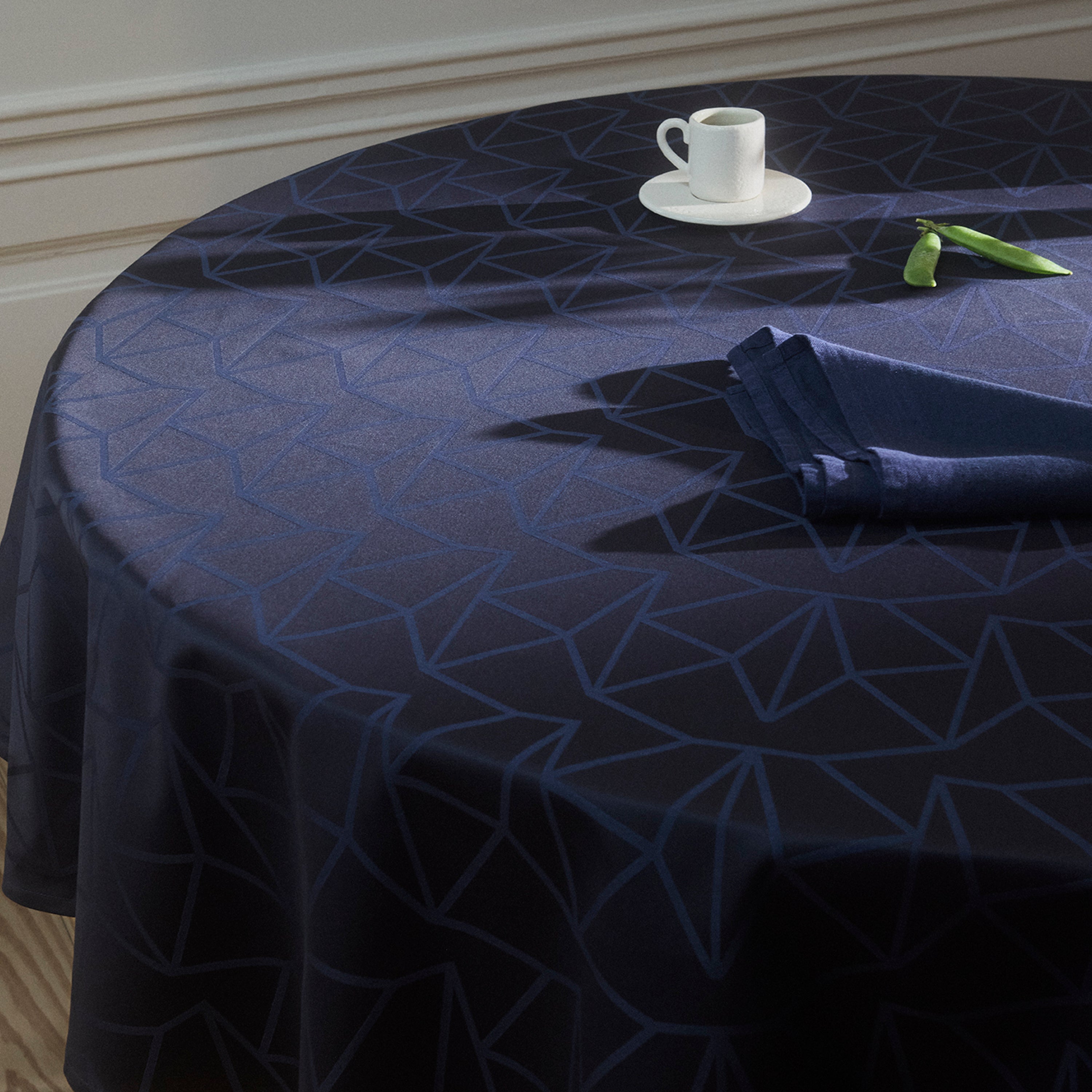 Round Damask Tablecloth