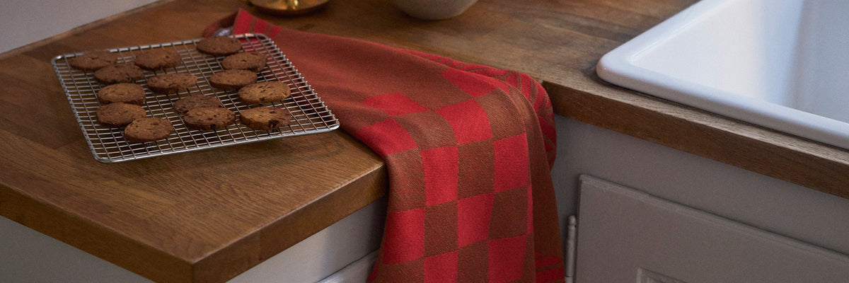 Elegant Christmas Tea Towels from Georg Jensen Damask